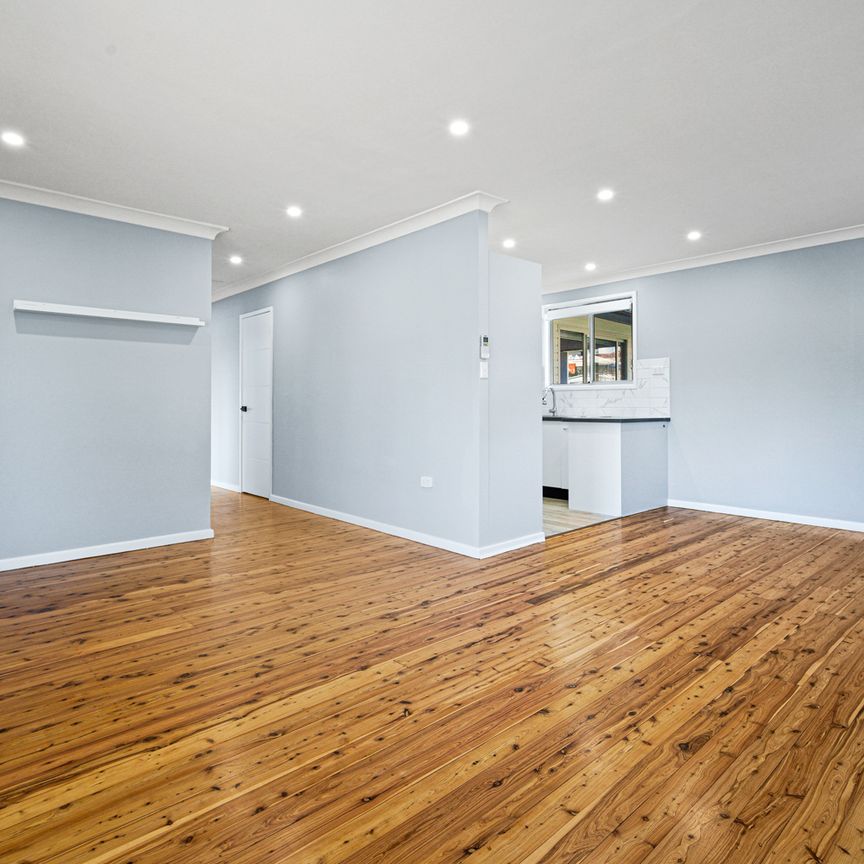 32 Fearn Street, Toongabbie NSW 2146 - House For Rent | Domain - Photo 1