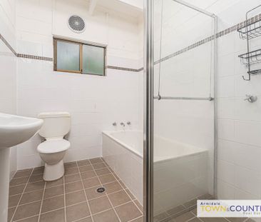 FABULOUSLY FRESH - Photo 2