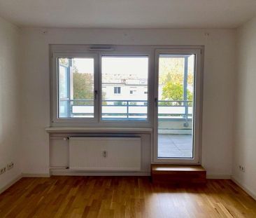 Kurzfristige Anmietung - 1-Zimmer-Wohnung mit Einbauküche und Balkon - Foto 1