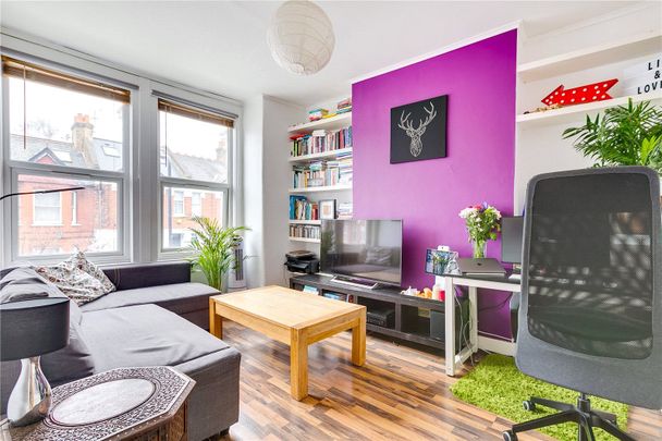 Berrymead Gardens, London, W3, London - Photo 1