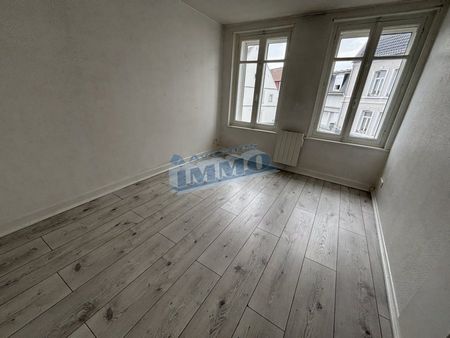Appartement 5 pièces à Saint-Pol-sur-Ternoise - Photo 3