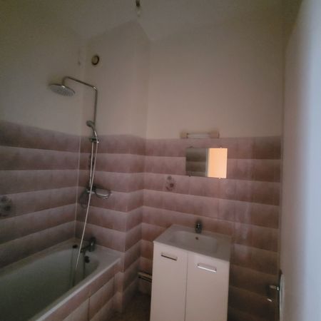 Location Appartement 2 pièces 46m² JANZE 35150 - Photo 4