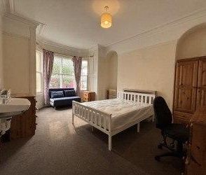 8 bedroom terraced house to rent - Photo 6