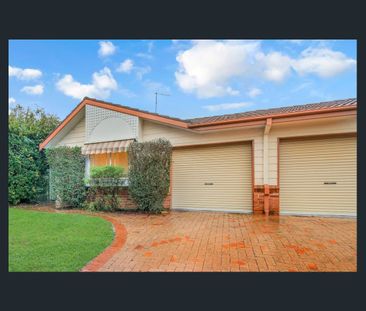 Spacious Family Home in a Prime Quakers Hill Location - Photo 5