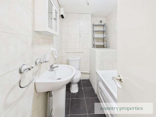 Boundary Lane, Welwyn Garden City, AL7 - Photo 1