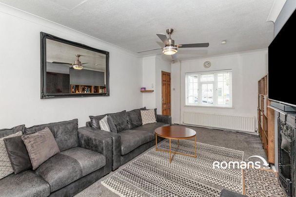 3 bedroom semi-detached house to rent - Photo 1