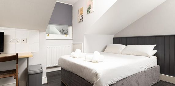 1 bedroom flat to rent - Photo 2