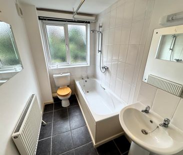 2 bedroom terraced house to rent - Photo 6