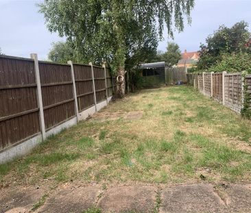 3 bedroom terraced house to rent - Photo 4