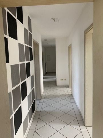 Familiengerechte 4-Zimmer-Wohnung in Arnsberg-Voßwinkel - Foto 5