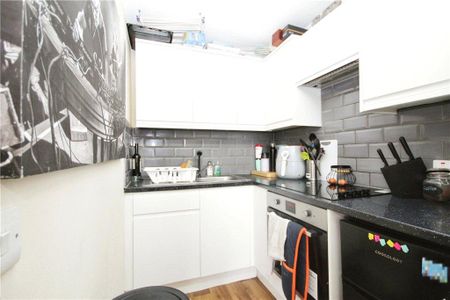 Studio to rent - Photo 4