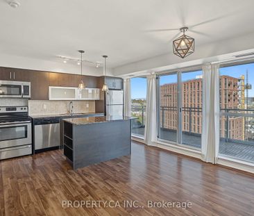 Vibe at Liberty Village Lofts #1508 - Photo 2