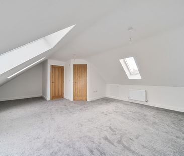 4 Bedroom - Photo 4