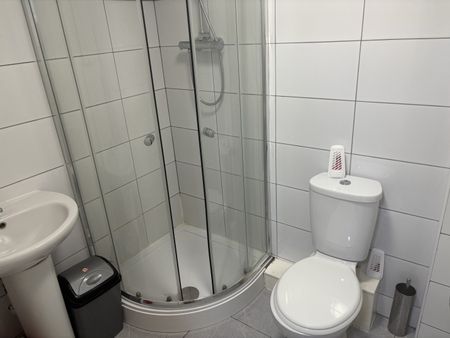 Headlands Road, Pontefract - Photo 5