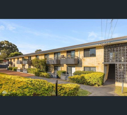 5/246 Healy Road, Hamilton Hill, WA 6163 - Photo 1