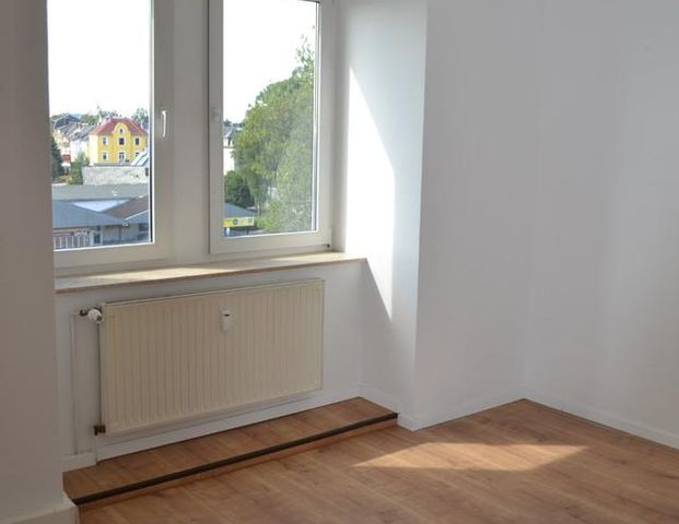 Schöne 4-Raum-Wohnung mit offener Küche und Badmöbel in Waldheim - Foto 1