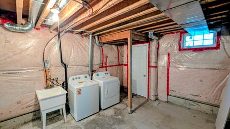 For Lease - 10 Moore's Court, Markham, Ontario - Photo 5