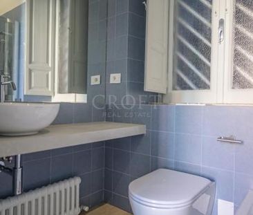 Parioli. Fully renovated. Living, separate kitchen ,three bedroms, ... - Photo 2