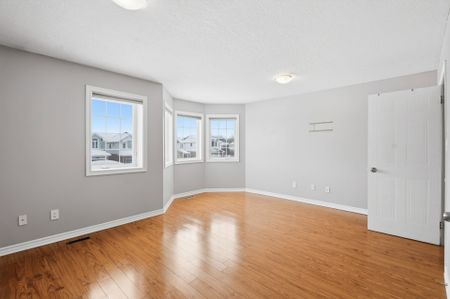 For Lease - 1307 Blackmaple Drive, London East, Ontario - Photo 4