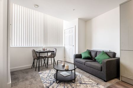 Doncaster Gate - Photo 4