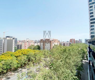 Ático en alquiler con piscina comunitaria y parking en Diagonal Mar, Barcelona - Photo 3