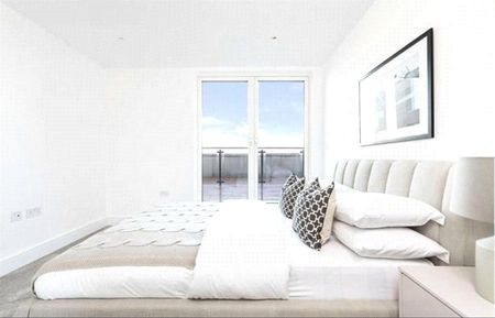 5 Gaumont Place, Streatham Hill, SW2 4GB - Photo 3