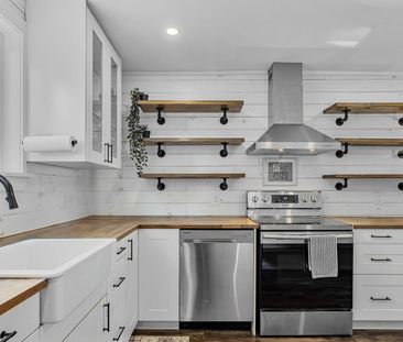 For Lease - 110 Cameron Avenue, Hamilton, Ontario - Photo 1