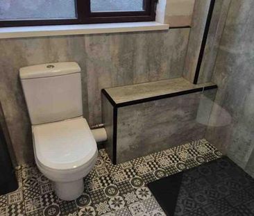 3 bedroom semi-detached house to rent - Photo 6