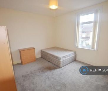 3 bedroom terraced house to rent - Photo 6