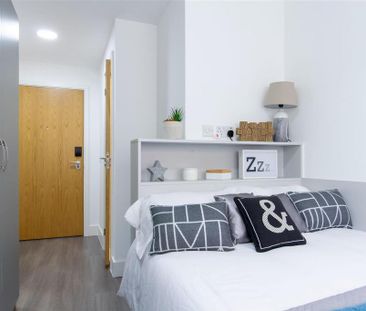 1 bedroom in a flat share to rent - Photo 6