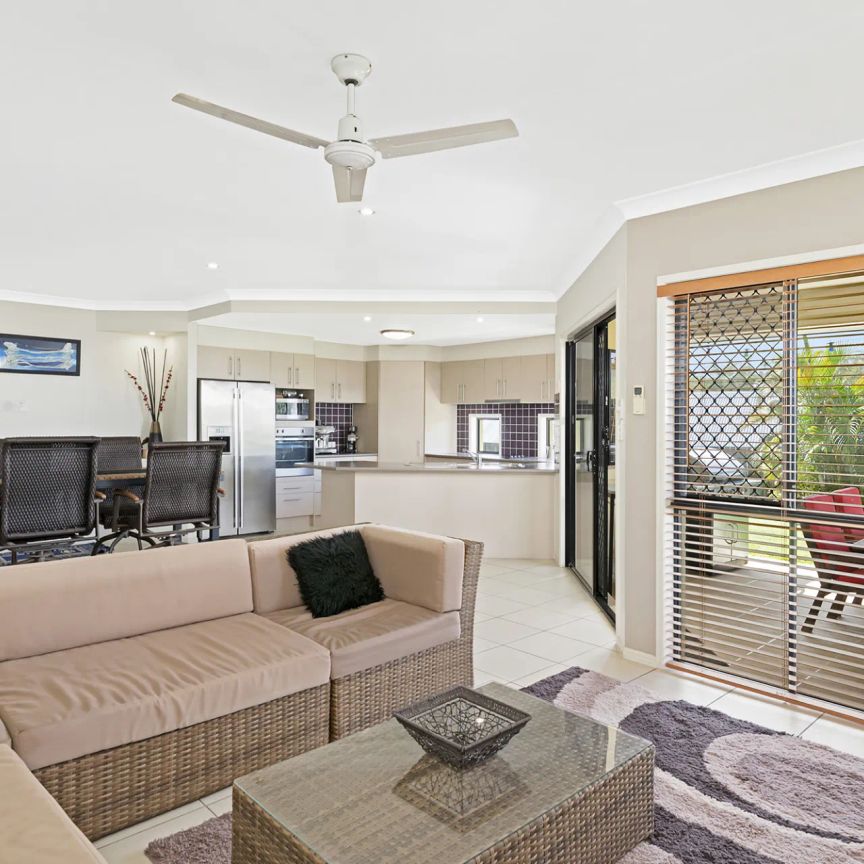 13 Backhousia Crescent, Sinnamon Park. - Photo 1