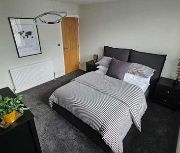 Longroyd Terrace, Beeston, LS11 - Photo 3