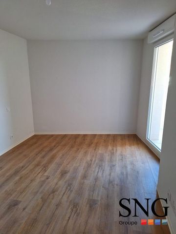 T2 AVEC TERRASSE ET PARKING - Photo 2