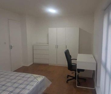 4 bedroom house share to rent - Photo 5