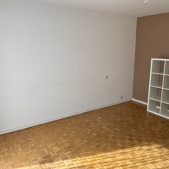 Appartement te huur - Photo 1