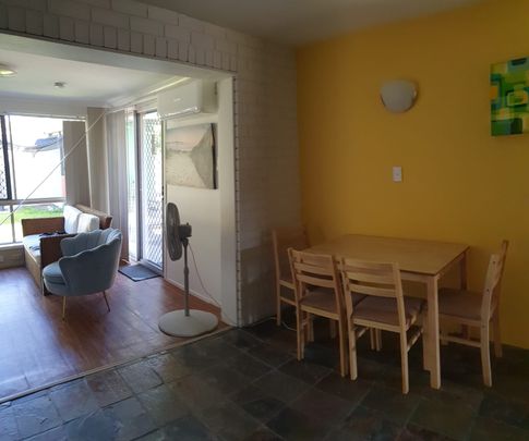 Shared Furnished House for Female Tenant - Photo 1