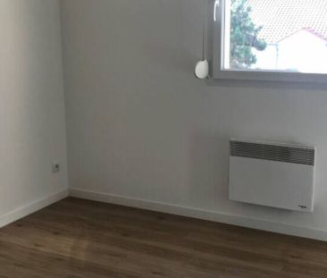 FORBACH F2 BIS AVEC BALCON ENTIEREMENT RENOVE - Photo 2