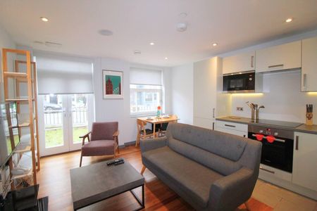 Sheen Park - Photo 2