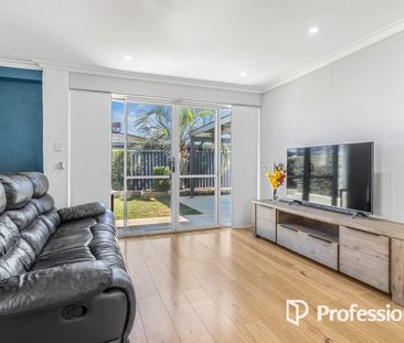 Charming 3-Bedroom House in Wanneroo! - Photo 1