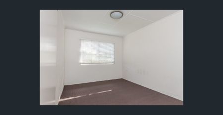 One Bedroom Unit - Photo 3