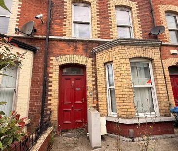 STUDENT ACCOMMODATION, 31 Aberfoyle Terrace, Derry/Londonderry, BT4... - Photo 3