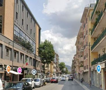 Quadrilocale in Affitto in Via Roma a Caserta - Foto 4