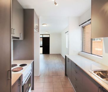Home For Rent - Photo 5