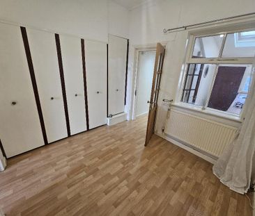 2 Bedroom Terraced House for Rent - Photo 5