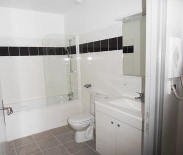 Location Appartement 2 pièces 57m² CARCASSONNE 11000 - Photo 5