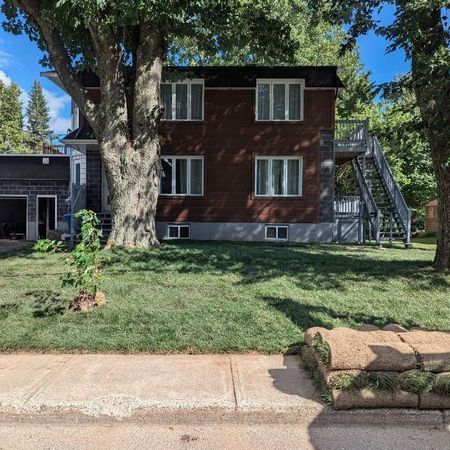 Duplex haut de gamme rénové – Idéal travailleurs ou familles – Disponible - Photo 4