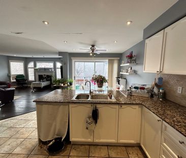 For Lease - 5579 Creditrise Place, Mississauga, Ontario - Photo 1