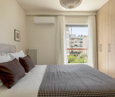 Suburban 3BR Apartment in Marousi - Photo 2