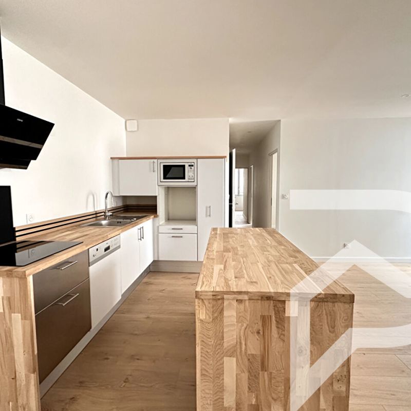 À LOUER SUPERBE APPARTEMENT T4 RÉNOVÉ DE 95 m² - Photo 1