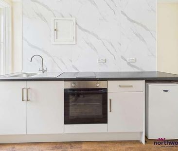 Hyde Road, Eastbourne, BN21 - Photo 3
